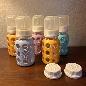Lifefactory lot of 5 4oz glass Baby Bottles with Silicone Sleeves & 2 flat caps